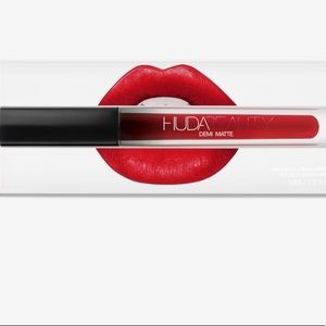Huda Beauty Demi Matte in Boy Collector